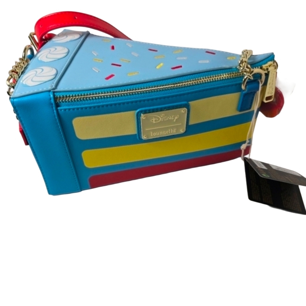 Loungefly Disney Snow White Cake Crossbody Chain Strap NWT